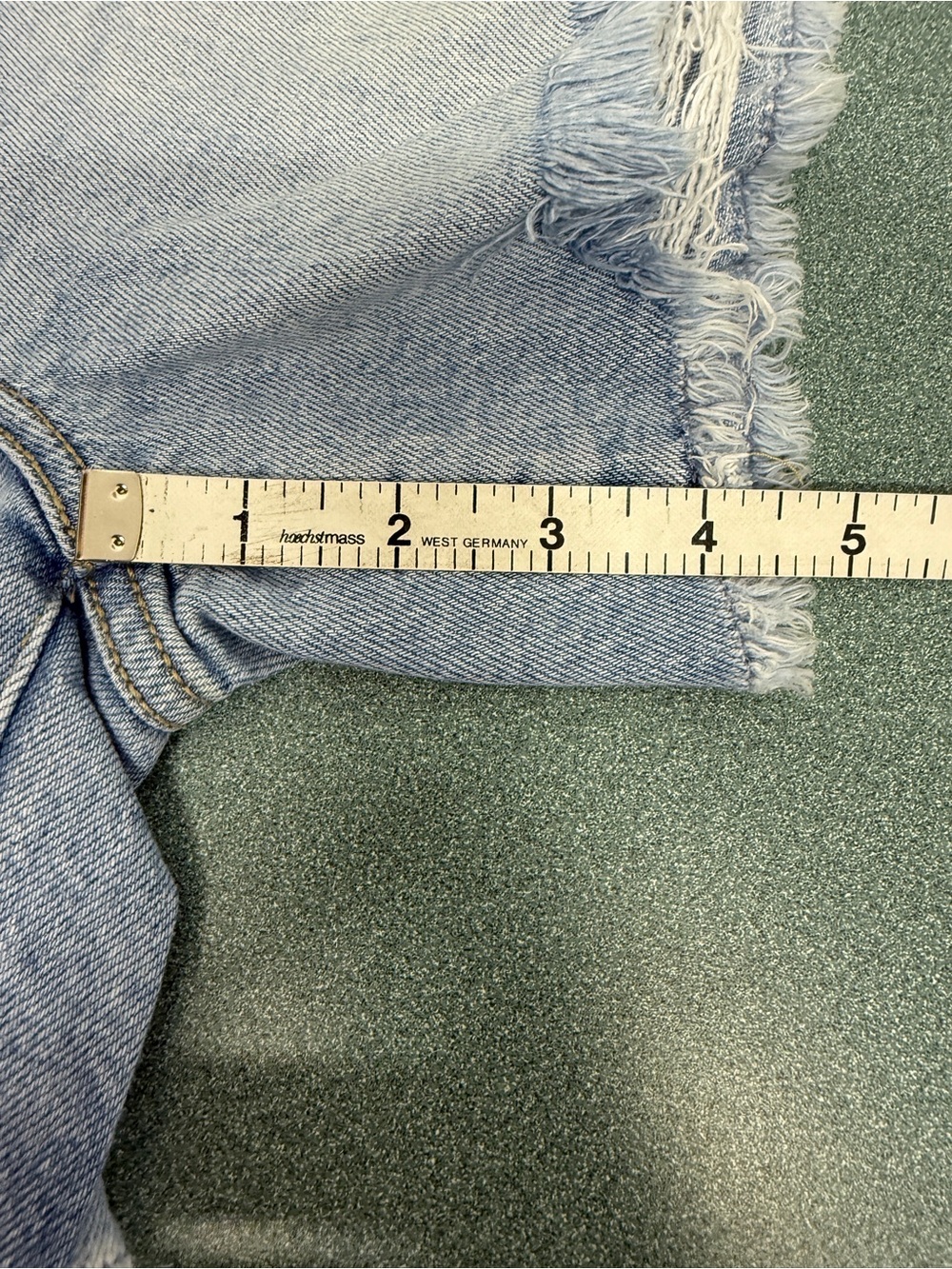 BKE Denim Distressed Jean Shorts - Women’s 27 - Picture 7 of 8